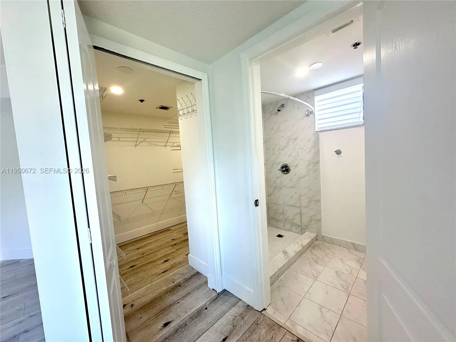 9340 Fontainebleau Blvd 406, Miami, Florida 33172, Miami, Florida 33172, 3 Bedrooms Bedrooms, ,2 BathroomsBathrooms,Residential Lease,For Rent,9340 Fontainebleau Blvd 406, Miami, Florida 33172,A11950672