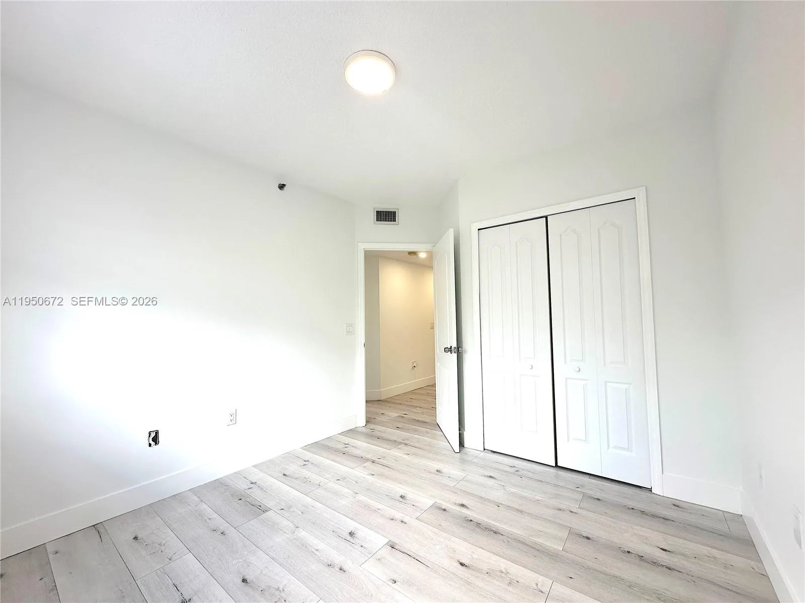 9340 Fontainebleau Blvd 406, Miami, Florida 33172, Miami, Florida 33172, 3 Bedrooms Bedrooms, ,2 BathroomsBathrooms,Residential Lease,For Rent,9340 Fontainebleau Blvd 406, Miami, Florida 33172,A11950672