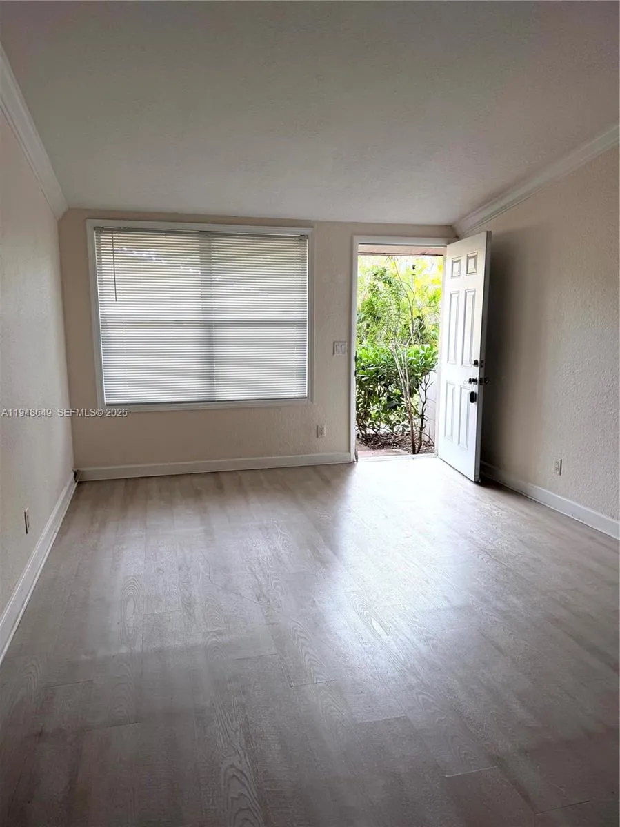 7160 Southgate Blvd 7160, Tamarac, Florida 33321, Tamarac, Florida 33321, 1 Bedroom Bedrooms, ,1 BathroomBathrooms,Residential,For Sale,7160 Southgate Blvd 7160, Tamarac, Florida 33321,A11948649