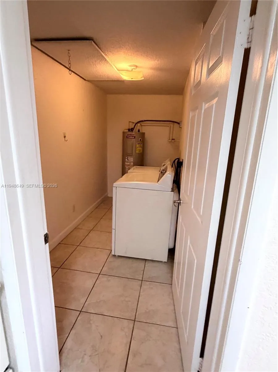 7160 Southgate Blvd 7160, Tamarac, Florida 33321, Tamarac, Florida 33321, 1 Bedroom Bedrooms, ,1 BathroomBathrooms,Residential,For Sale,7160 Southgate Blvd 7160, Tamarac, Florida 33321,A11948649