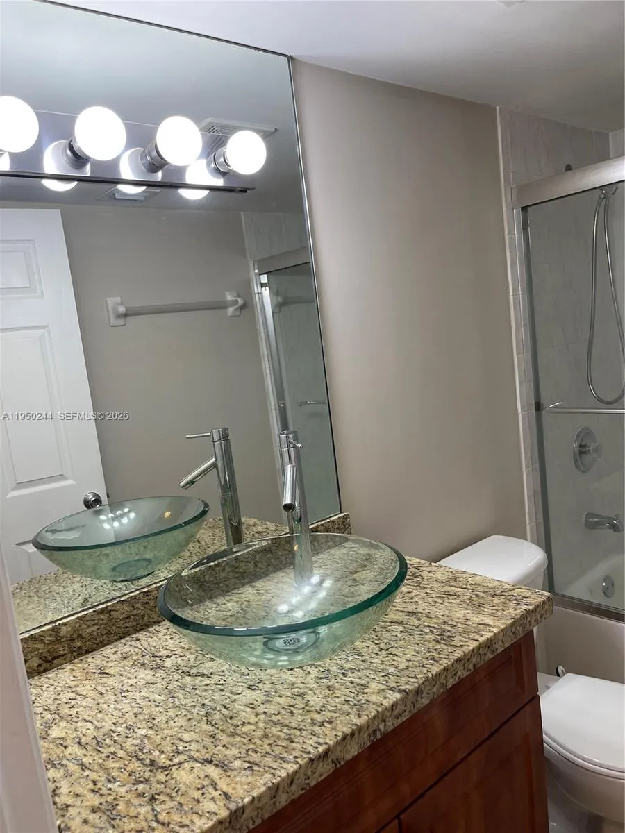 4785 Sw 62nd Ave 101, Davie, Florida 33314, Davie, Florida 33314, 3 Bedrooms Bedrooms, ,2 BathroomsBathrooms,Residential Lease,For Rent,4785 Sw 62nd Ave 101, Davie, Florida 33314,A11950244