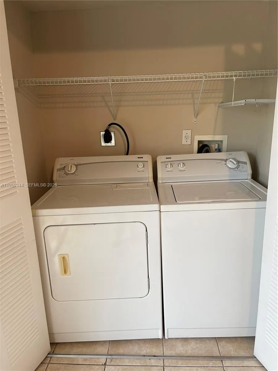 4785 Sw 62nd Ave 101, Davie, Florida 33314, Davie, Florida 33314, 3 Bedrooms Bedrooms, ,2 BathroomsBathrooms,Residential Lease,For Rent,4785 Sw 62nd Ave 101, Davie, Florida 33314,A11950244