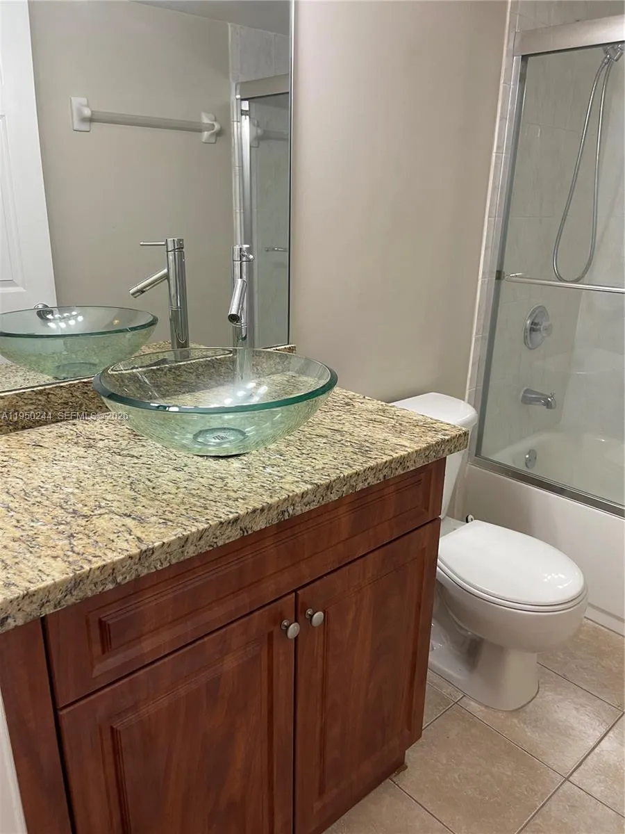 4785 Sw 62nd Ave 101, Davie, Florida 33314, Davie, Florida 33314, 3 Bedrooms Bedrooms, ,2 BathroomsBathrooms,Residential Lease,For Rent,4785 Sw 62nd Ave 101, Davie, Florida 33314,A11950244
