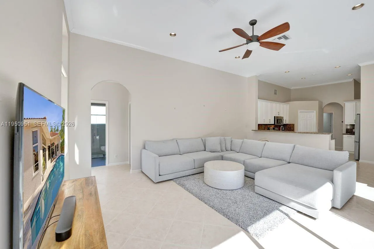 2533 Eagle Run Cir, Weston, Florida 33327, Weston, Florida 33327, 5 Bedrooms Bedrooms, ,3 BathroomsBathrooms,Residential,For Sale,2533 Eagle Run Cir, Weston, Florida 33327,A11950951