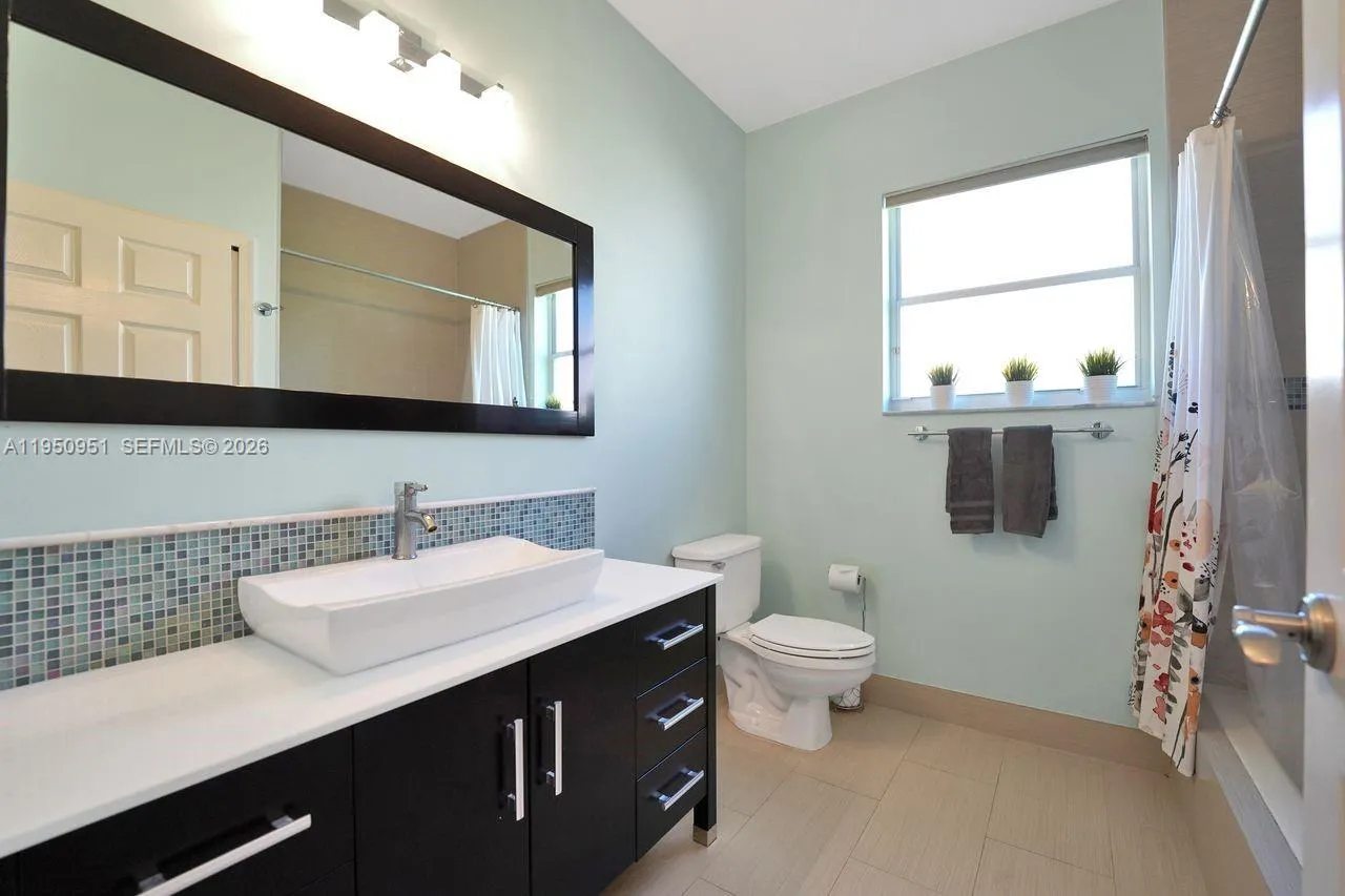 2533 Eagle Run Cir, Weston, Florida 33327, Weston, Florida 33327, 5 Bedrooms Bedrooms, ,3 BathroomsBathrooms,Residential,For Sale,2533 Eagle Run Cir, Weston, Florida 33327,A11950951