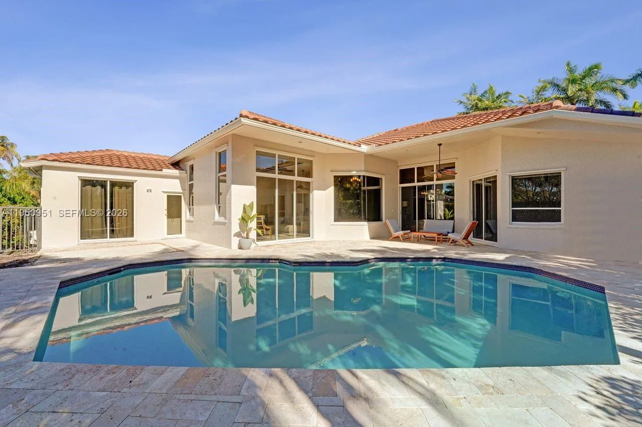 2533 Eagle Run Cir, Weston, Florida 33327, Weston, Florida 33327, 5 Bedrooms Bedrooms, ,3 BathroomsBathrooms,Residential,For Sale,2533 Eagle Run Cir, Weston, Florida 33327,A11950951