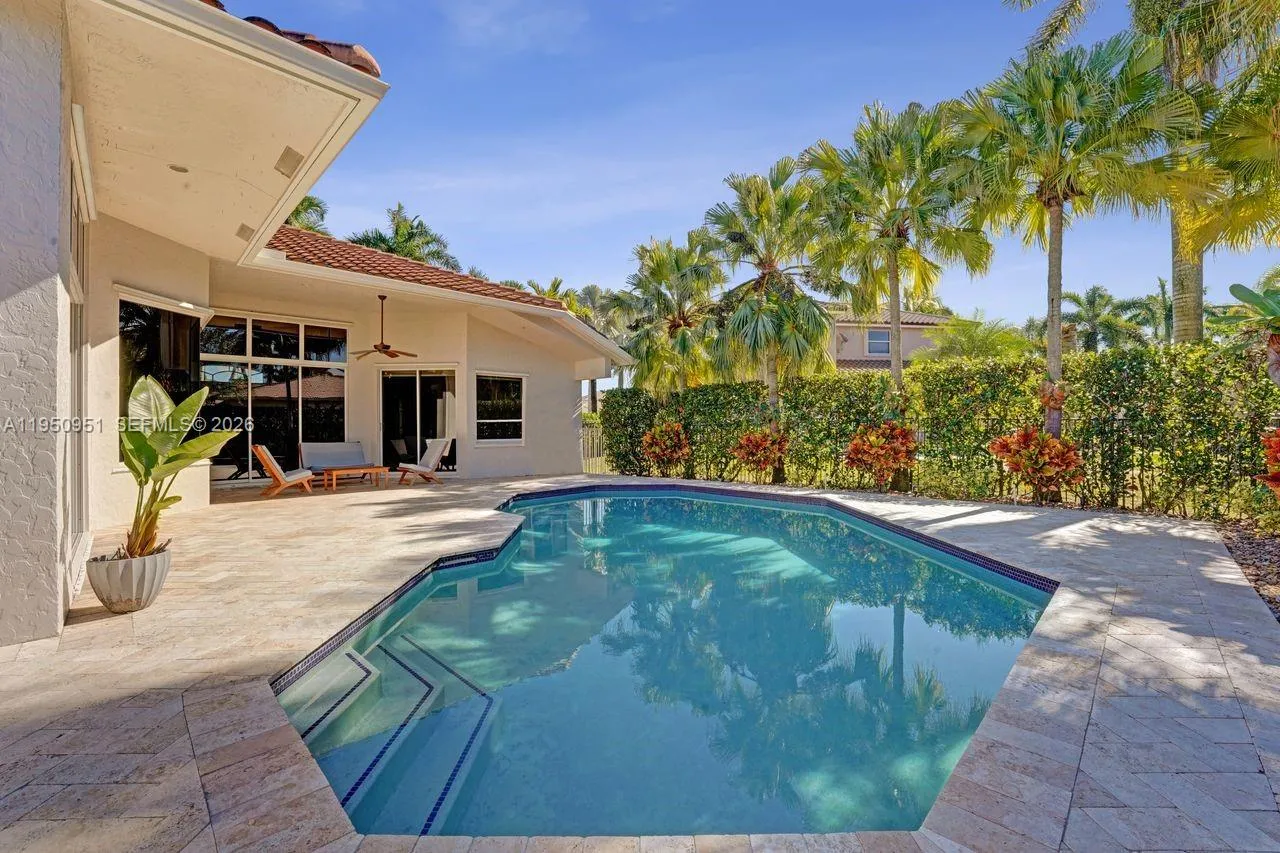 2533 Eagle Run Cir, Weston, Florida 33327, Weston, Florida 33327, 5 Bedrooms Bedrooms, ,3 BathroomsBathrooms,Residential,For Sale,2533 Eagle Run Cir, Weston, Florida 33327,A11950951