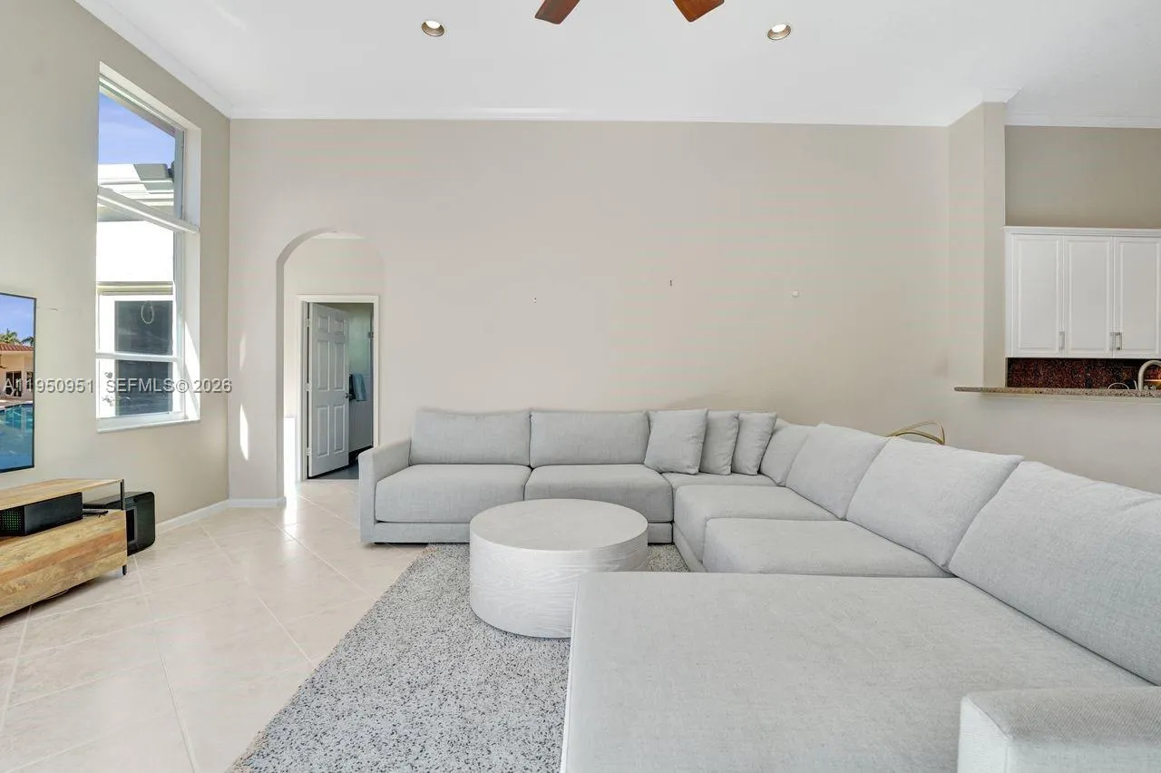 2533 Eagle Run Cir, Weston, Florida 33327, Weston, Florida 33327, 5 Bedrooms Bedrooms, ,3 BathroomsBathrooms,Residential,For Sale,2533 Eagle Run Cir, Weston, Florida 33327,A11950951