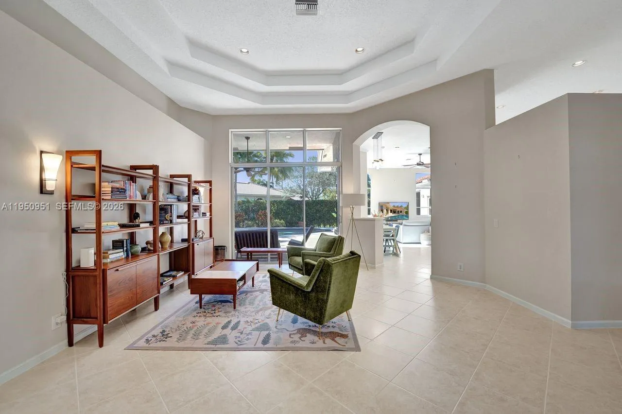 2533 Eagle Run Cir, Weston, Florida 33327, Weston, Florida 33327, 5 Bedrooms Bedrooms, ,3 BathroomsBathrooms,Residential,For Sale,2533 Eagle Run Cir, Weston, Florida 33327,A11950951