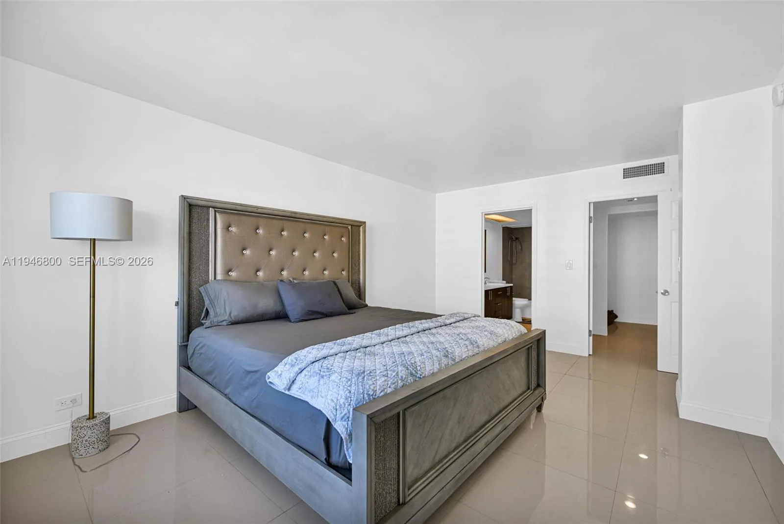 250 174th St 1808, Sunny Isles Beach, Florida 3316, Sunny Isles Beach, Florida 33160, 2 Bedrooms Bedrooms, ,2 BathroomsBathrooms,Residential,For Sale,250 174th St 1808, Sunny Isles Beach, Florida 3316,A11946800