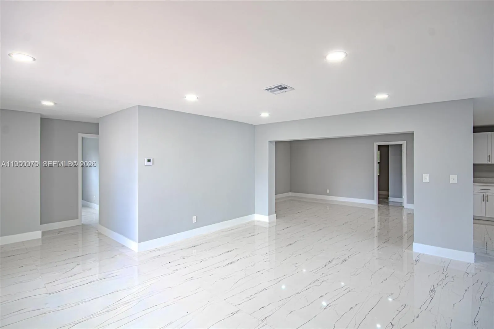 Lauderdale Lakes, Florida 33309, 4 Bedrooms Bedrooms, 7 Rooms Rooms,2 BathroomsBathrooms,Residential,For Sale,A11950975