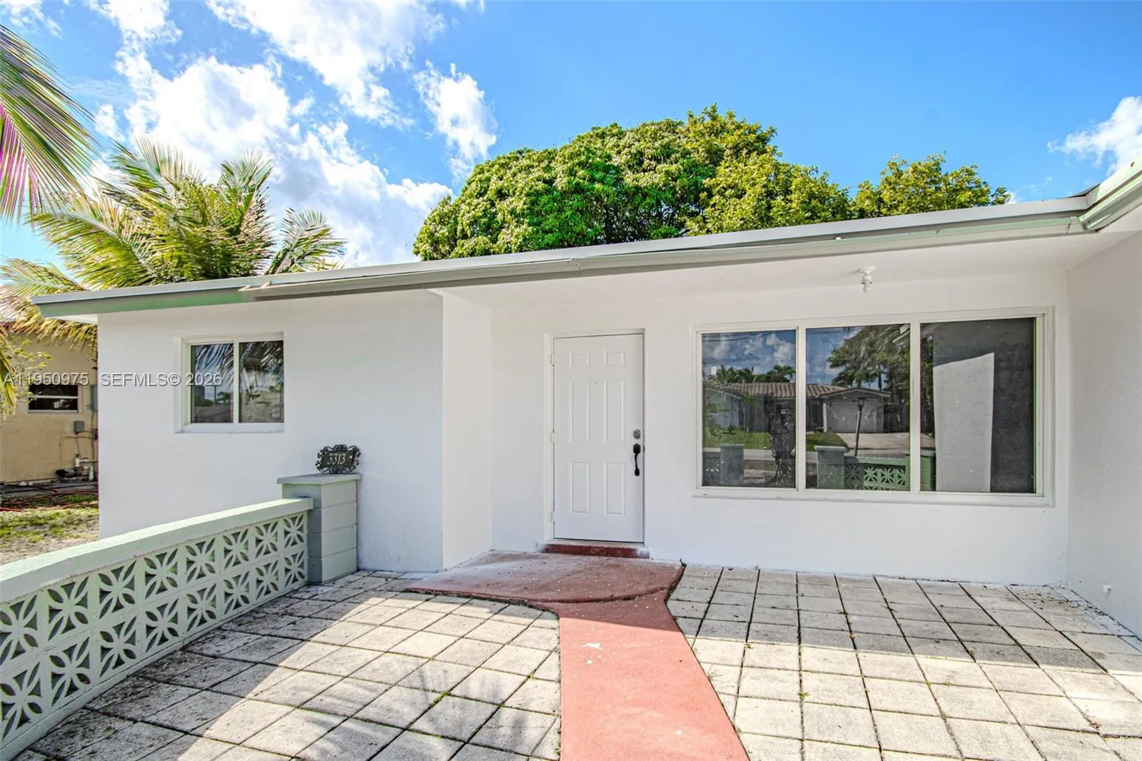 Lauderdale Lakes, Florida 33309, 4 Bedrooms Bedrooms, 7 Rooms Rooms,2 BathroomsBathrooms,Residential,For Sale,A11950975