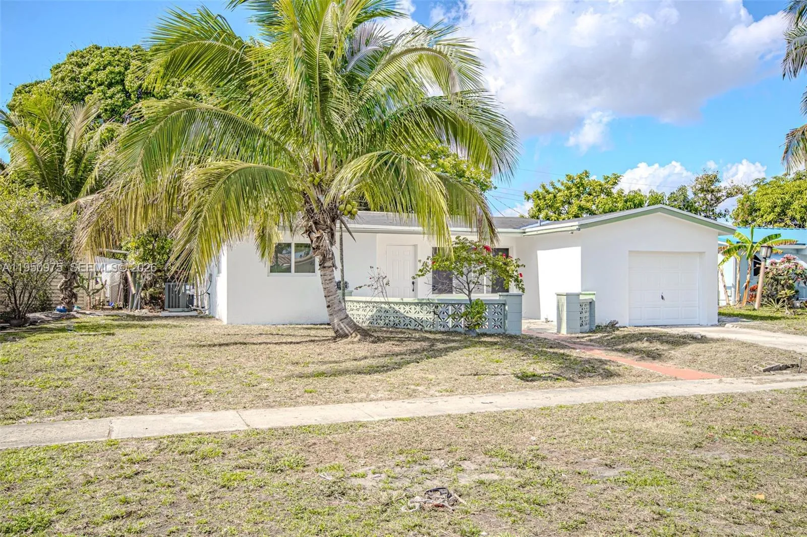 Lauderdale Lakes, Florida 33309, 4 Bedrooms Bedrooms, 7 Rooms Rooms,2 BathroomsBathrooms,Residential,For Sale,A11950975