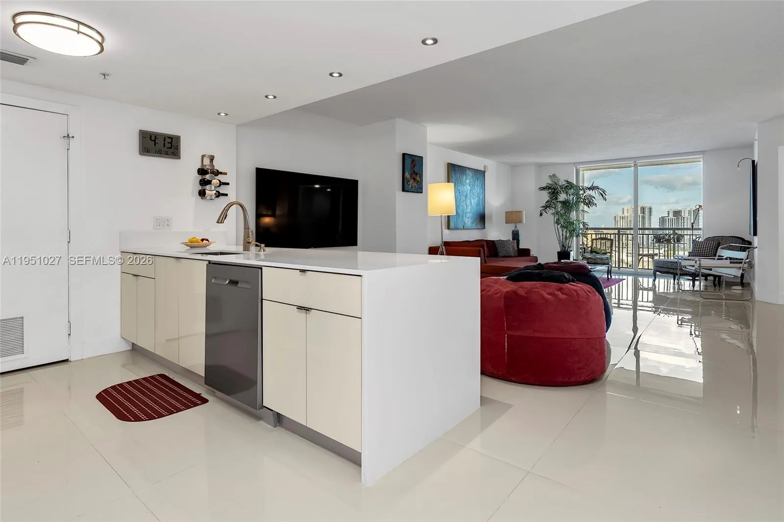 9055 Sw 73rd Ct 1205, Miami, Florida 33156, Miami, Florida 33156, 2 Bedrooms Bedrooms, 3 Rooms Rooms,2 BathroomsBathrooms,Residential,For Sale,9055 Sw 73rd Ct 1205, Miami, Florida 33156,A11951027