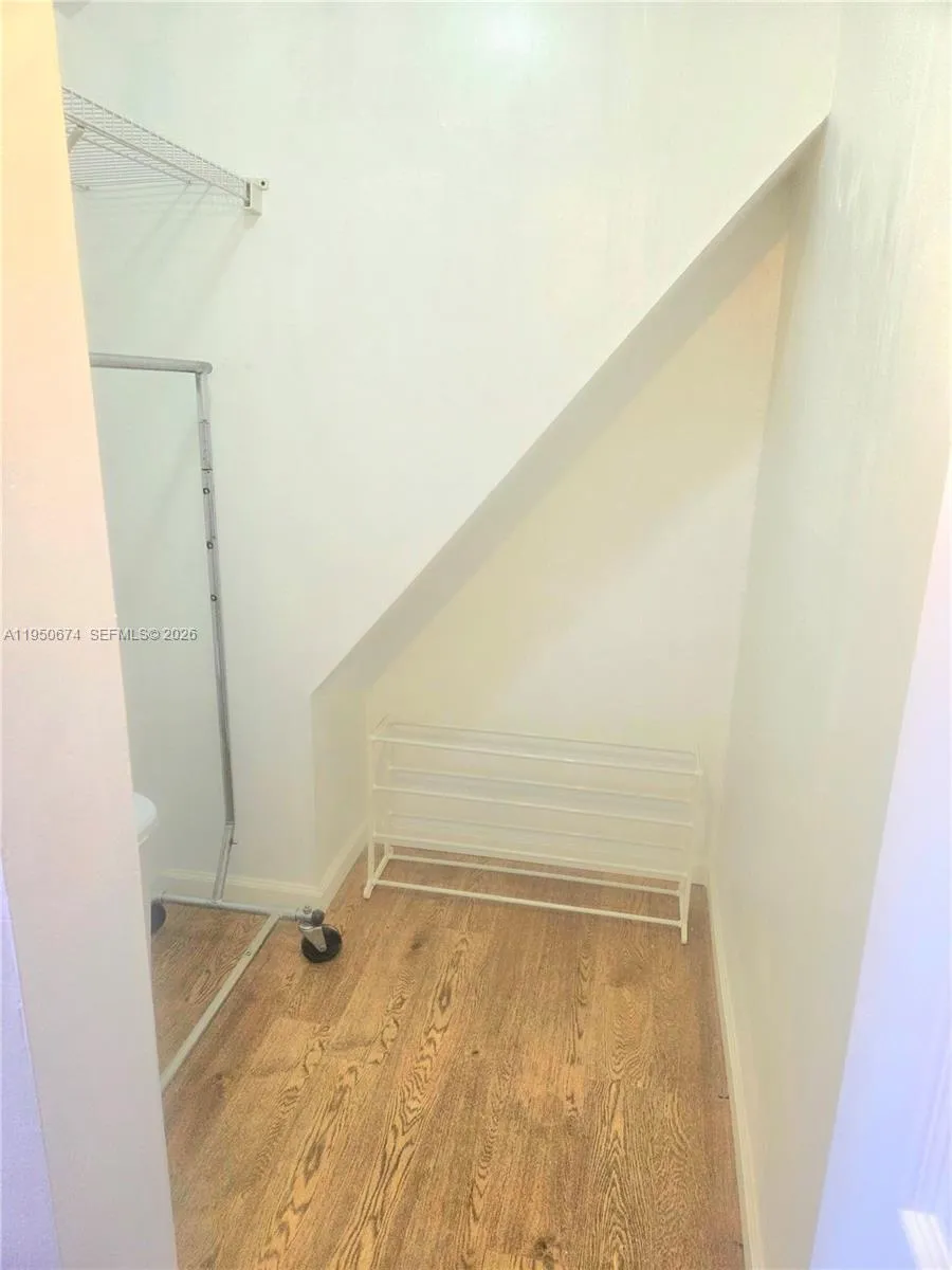 1990 Ne 183rd St, North Miami Beach, Florida 33179, North Miami Beach, Florida 33179, 3 Bedrooms Bedrooms, ,2 BathroomsBathrooms,Residential Lease,For Rent,1990 Ne 183rd St, North Miami Beach, Florida 33179,A11950674