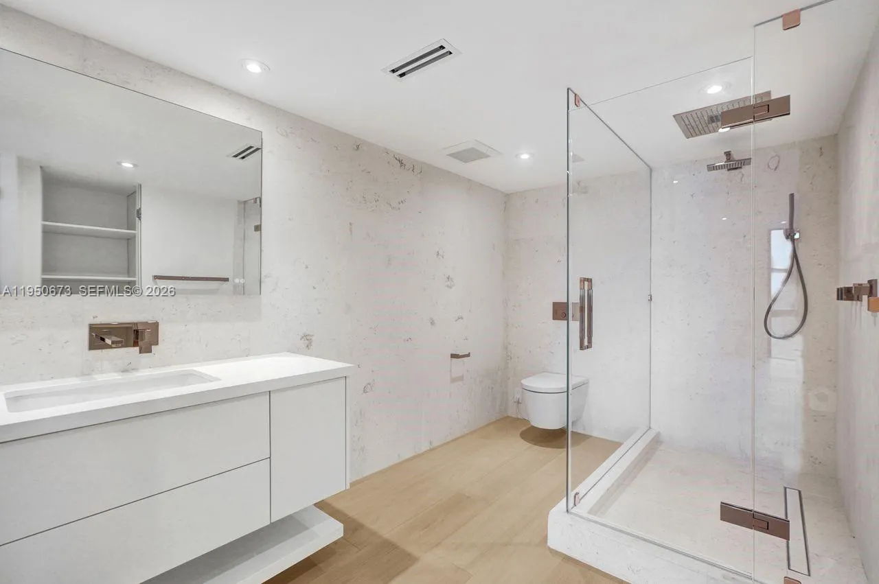 1111 Crandon Blvd A808, Key Biscayne, Florida 3314, Key Biscayne, Florida 33149, 3 Bedrooms Bedrooms, ,2 BathroomsBathrooms,Residential Lease,For Rent,1111 Crandon Blvd A808, Key Biscayne, Florida 3314,A11950673