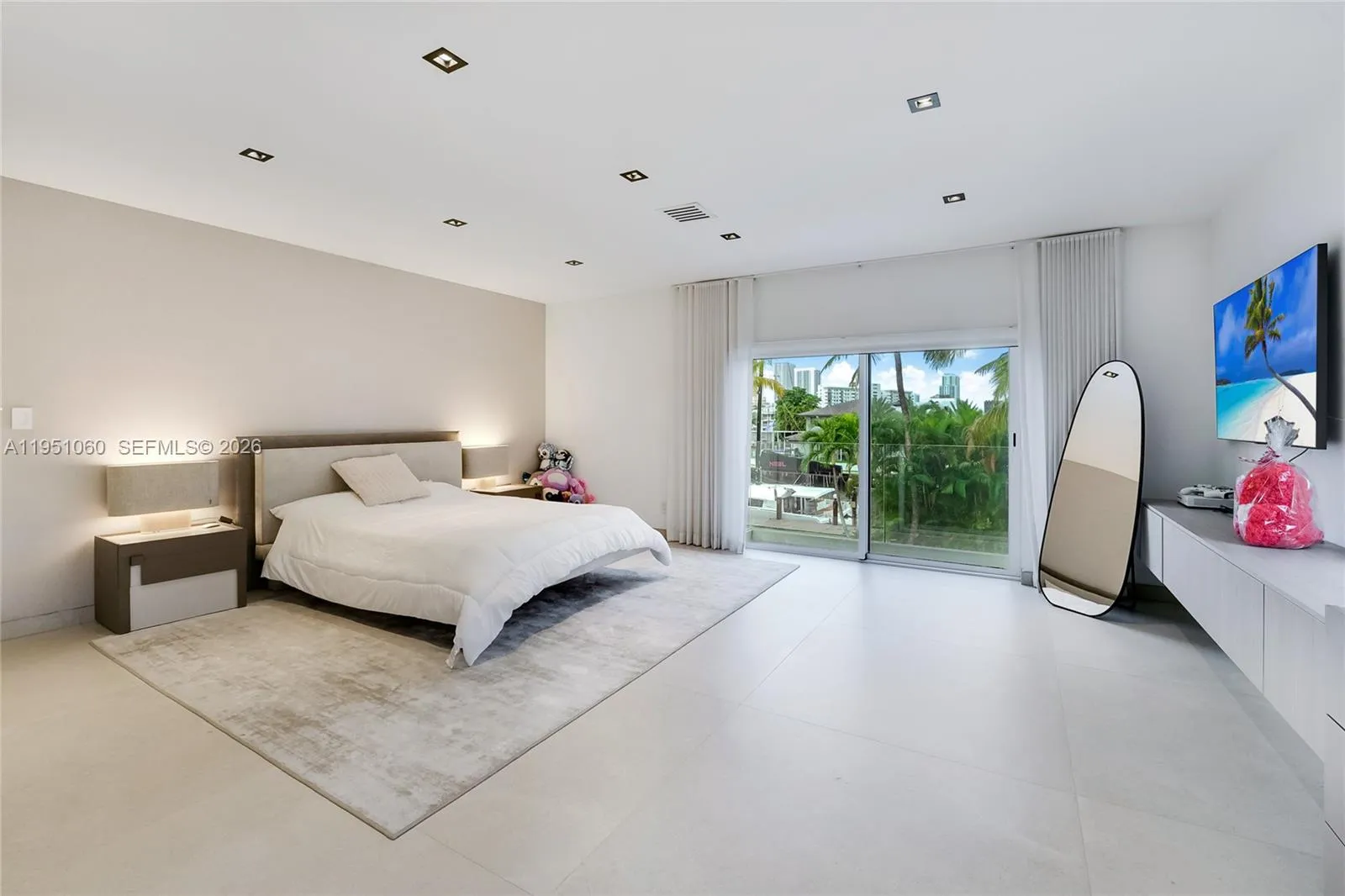 431 Layne Blvd, Hallandale Beach, Florida 33009, Hallandale Beach, Florida 33009, 6 Bedrooms Bedrooms, ,7 BathroomsBathrooms,Residential Lease,For Rent,431 Layne Blvd, Hallandale Beach, Florida 33009,A11951060