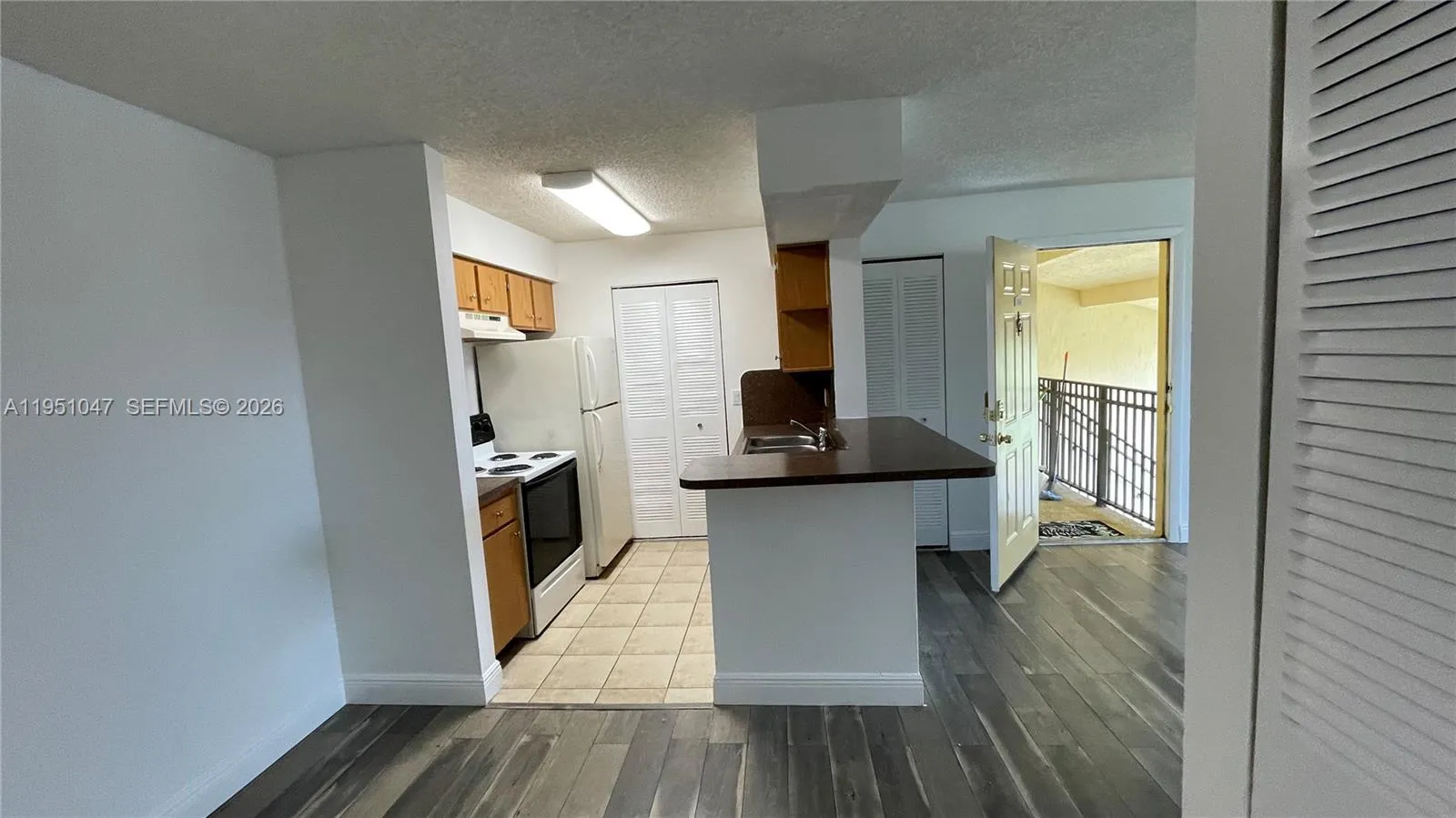 1247 Sw 46th Ave 1310, Pompano Beach, Florida 3306, Pompano Beach, Florida 33069, 2 Bedrooms Bedrooms, ,1 BathroomBathrooms,Residential Lease,For Rent,1247 Sw 46th Ave 1310, Pompano Beach, Florida 3306,A11951047