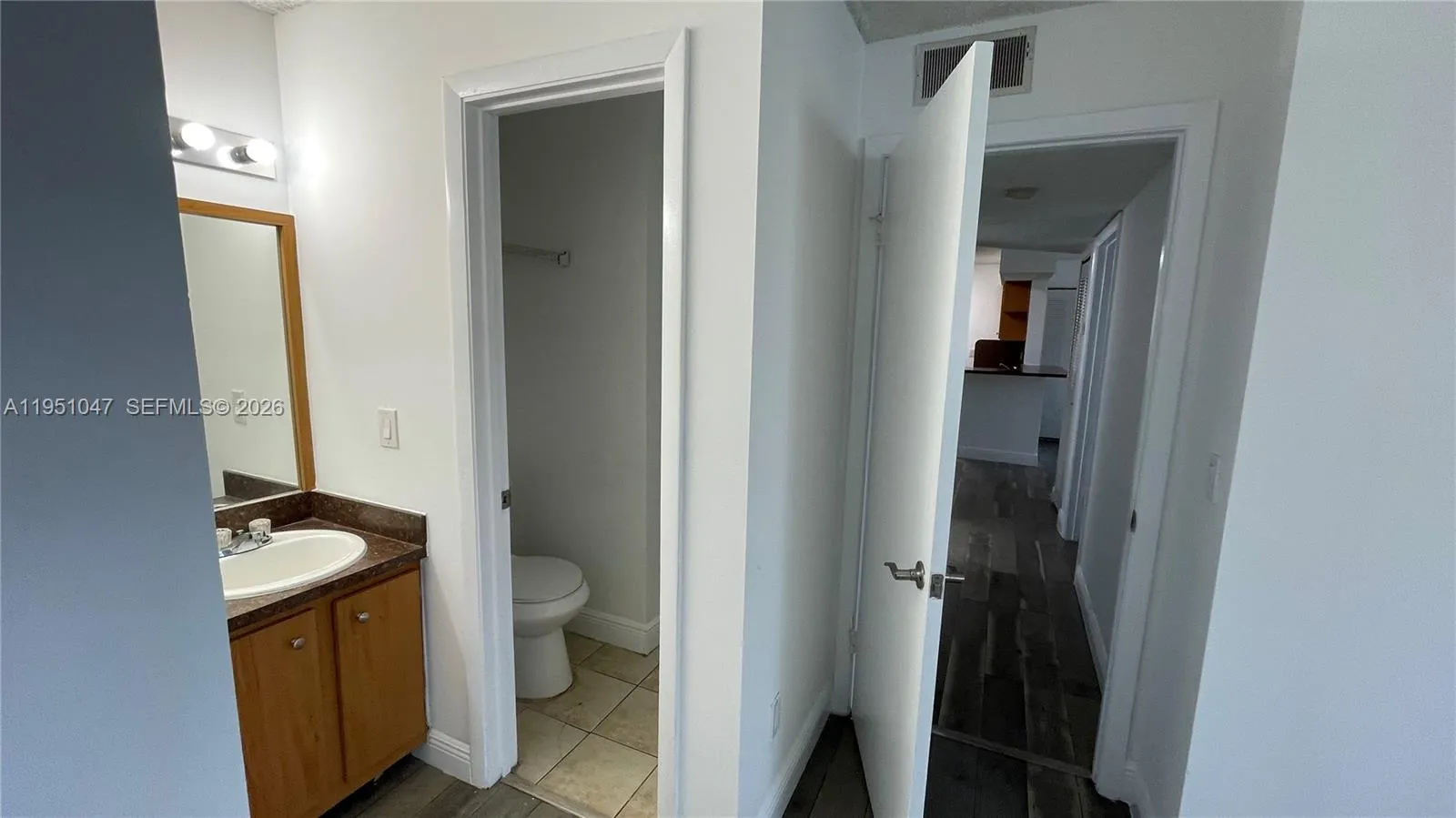 1247 Sw 46th Ave 1310, Pompano Beach, Florida 3306, Pompano Beach, Florida 33069, 2 Bedrooms Bedrooms, ,1 BathroomBathrooms,Residential Lease,For Rent,1247 Sw 46th Ave 1310, Pompano Beach, Florida 3306,A11951047