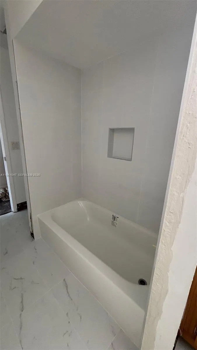 1247 Sw 46th Ave 1310, Pompano Beach, Florida 3306, Pompano Beach, Florida 33069, 2 Bedrooms Bedrooms, ,1 BathroomBathrooms,Residential Lease,For Rent,1247 Sw 46th Ave 1310, Pompano Beach, Florida 3306,A11951047