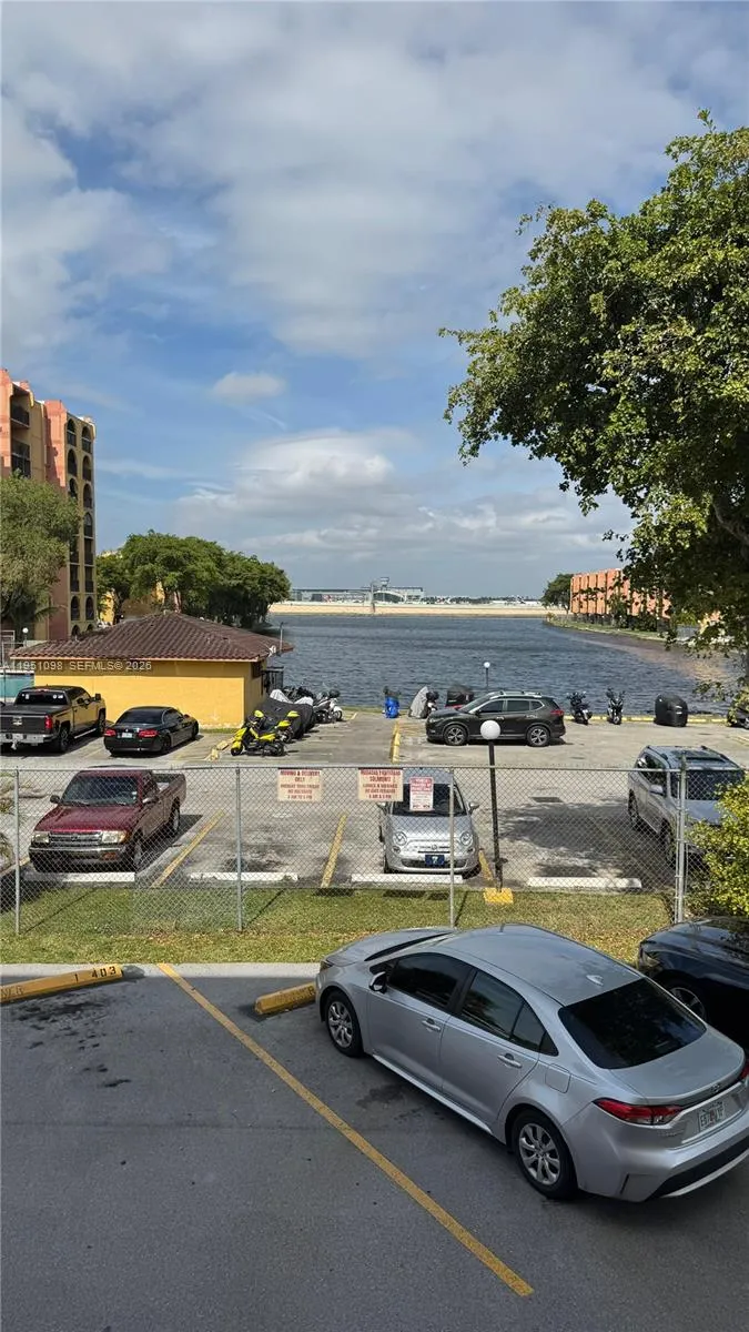 4713 Nw 7th St 205-1, Miami, Florida 33126, Miami, Florida 33126, 1 Bedroom Bedrooms, ,1 BathroomBathrooms,Residential,For Sale,4713 Nw 7th St 205-1, Miami, Florida 33126,A11951098