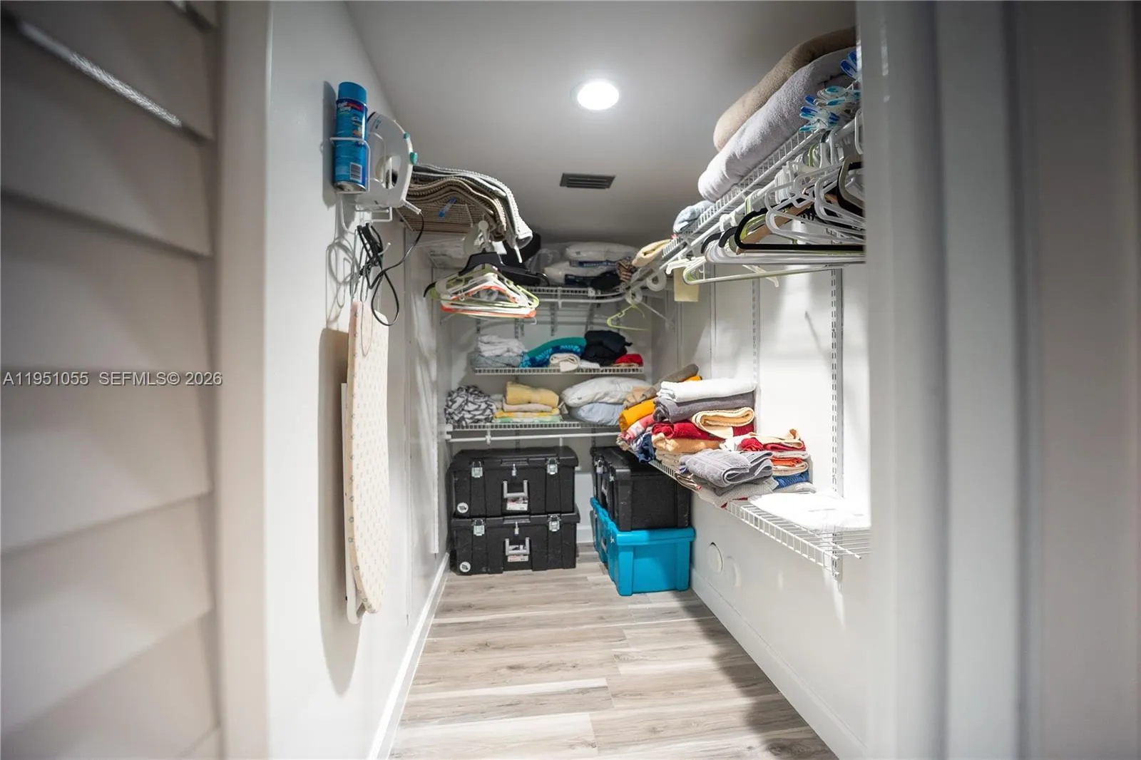 4000 Crystal Lake Dr 114, Deerfield Beach, Florida, Deerfield Beach, Florida 33064, 2 Bedrooms Bedrooms, ,2 BathroomsBathrooms,Residential,For Sale,4000 Crystal Lake Dr 114, Deerfield Beach, Florida,A11951055