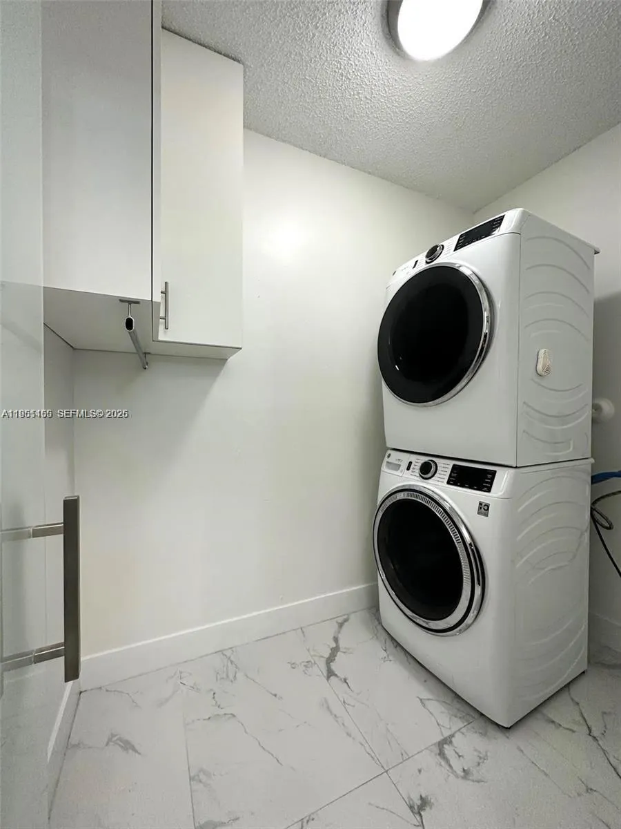 2207 Se 23rd Ave 2207, Homestead, Florida 33035, Homestead, Florida 33035, 4 Bedrooms Bedrooms, ,2 BathroomsBathrooms,Residential,For Sale,2207 Se 23rd Ave 2207, Homestead, Florida 33035,A11951155
