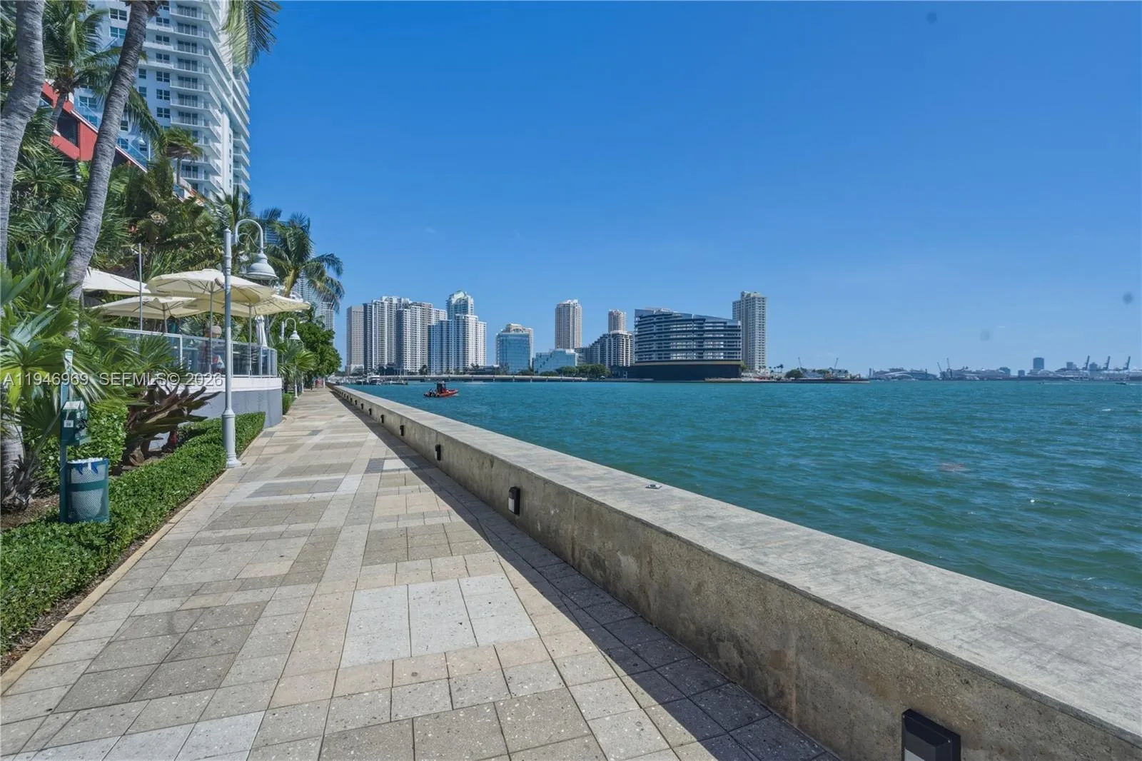 1155 Brickell Bay Dr 1107, Miami, Florida 33131, Miami, Florida 33131, 1 Bedroom Bedrooms, ,1 BathroomBathrooms,Residential Lease,For Rent,1155 Brickell Bay Dr 1107, Miami, Florida 33131,A11946969