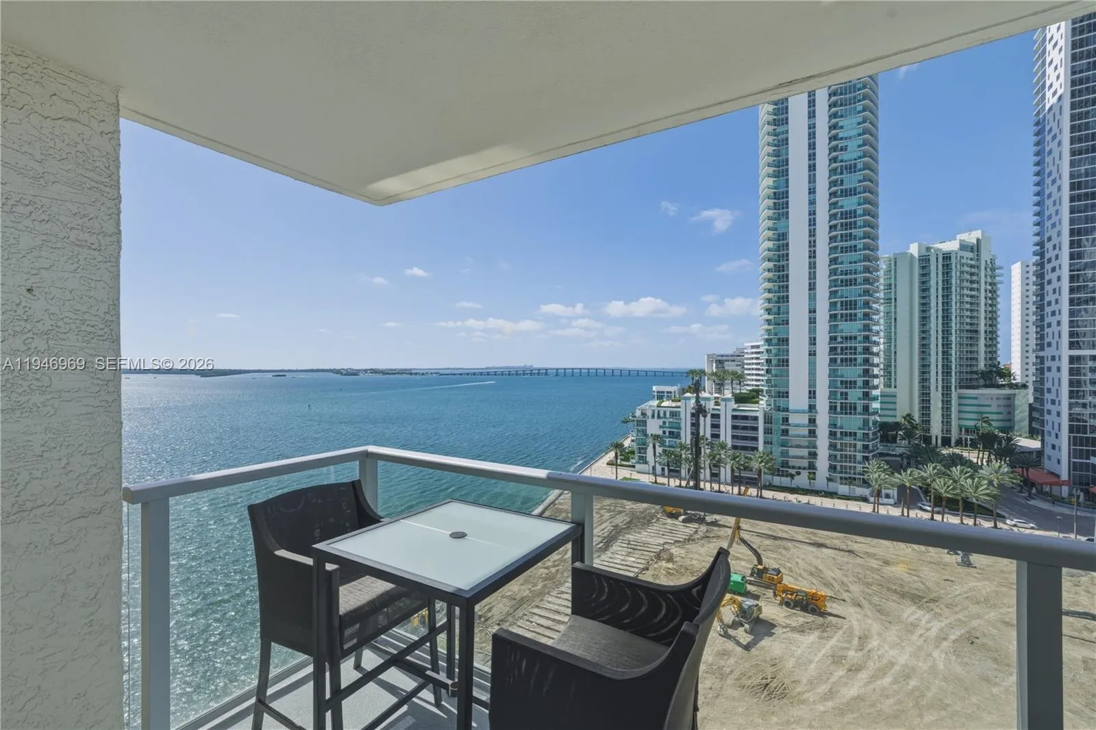 1155 Brickell Bay Dr 1107, Miami, Florida 33131, Miami, Florida 33131, 1 Bedroom Bedrooms, ,1 BathroomBathrooms,Residential Lease,For Rent,1155 Brickell Bay Dr 1107, Miami, Florida 33131,A11946969