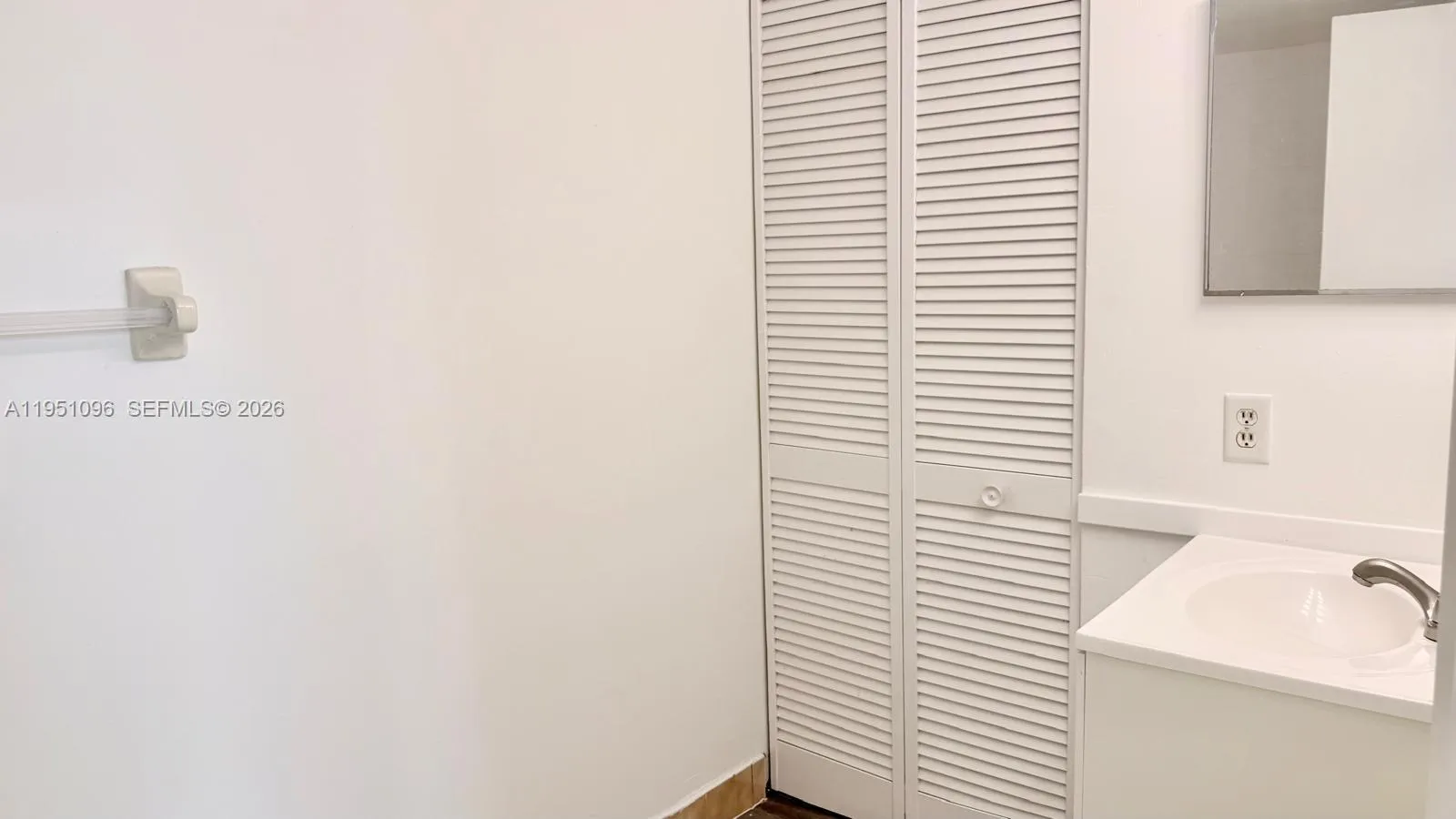 11800 Sw 18th St 511-4, Miami, Florida 33175, Miami, Florida 33175, 2 Bedrooms Bedrooms, ,2 BathroomsBathrooms,Residential Lease,For Rent,11800 Sw 18th St 511-4, Miami, Florida 33175,A11951096