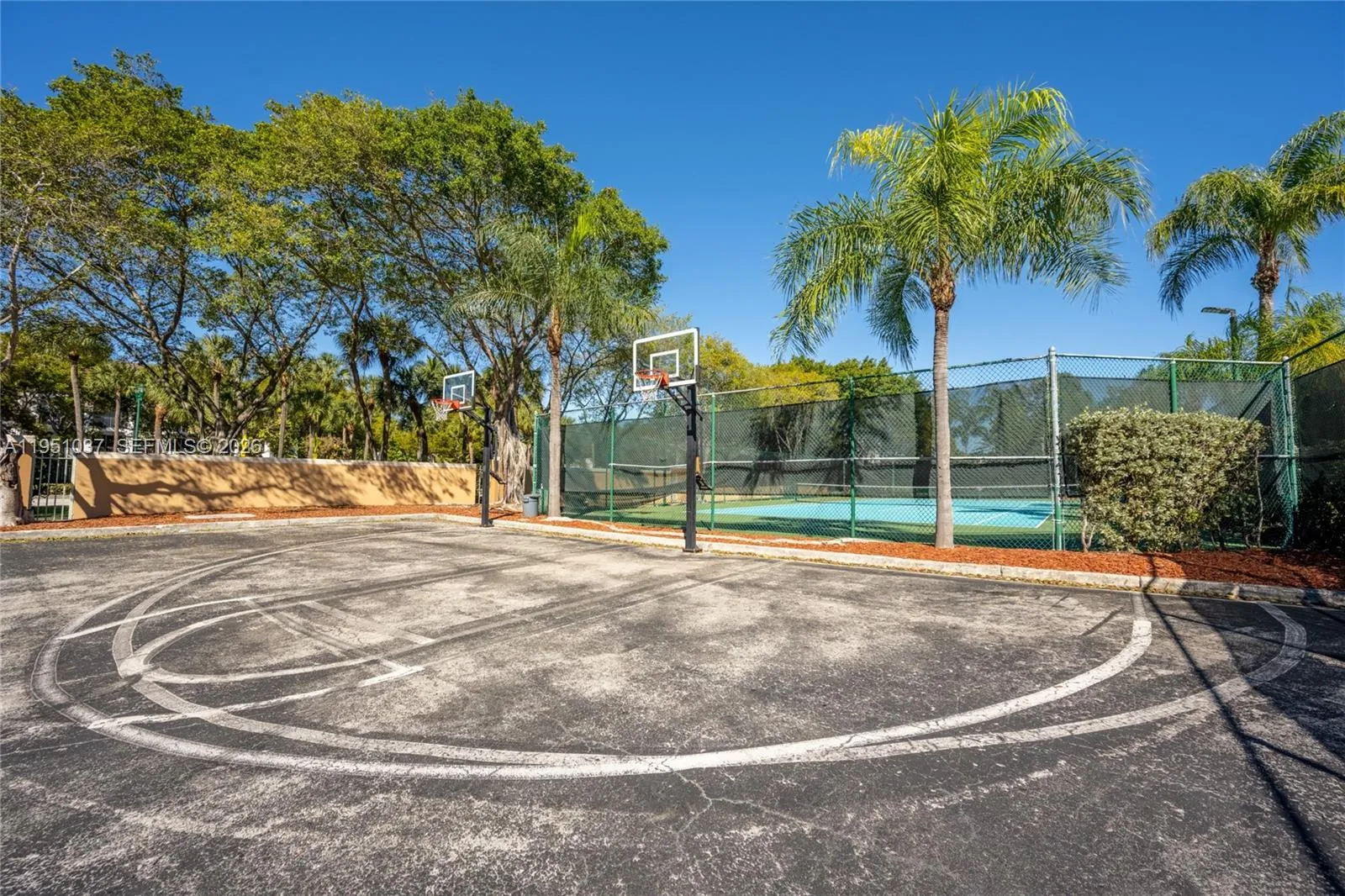 19555 E Country Club Dr 8303, Aventura, Florida 33, Aventura, Florida 33180, 1 Bedroom Bedrooms, ,1 BathroomBathrooms,Residential,For Sale,19555 E Country Club Dr 8303, Aventura, Florida 33,A11951037