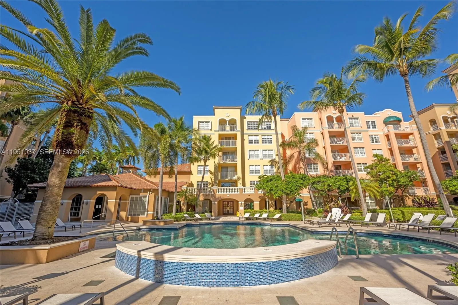 19555 E Country Club Dr 8303, Aventura, Florida 33, Aventura, Florida 33180, 1 Bedroom Bedrooms, ,1 BathroomBathrooms,Residential,For Sale,19555 E Country Club Dr 8303, Aventura, Florida 33,A11951037