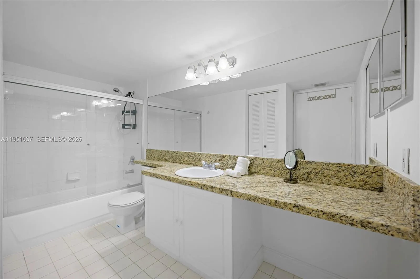 19555 E Country Club Dr 8303, Aventura, Florida 33, Aventura, Florida 33180, 1 Bedroom Bedrooms, ,1 BathroomBathrooms,Residential,For Sale,19555 E Country Club Dr 8303, Aventura, Florida 33,A11951037