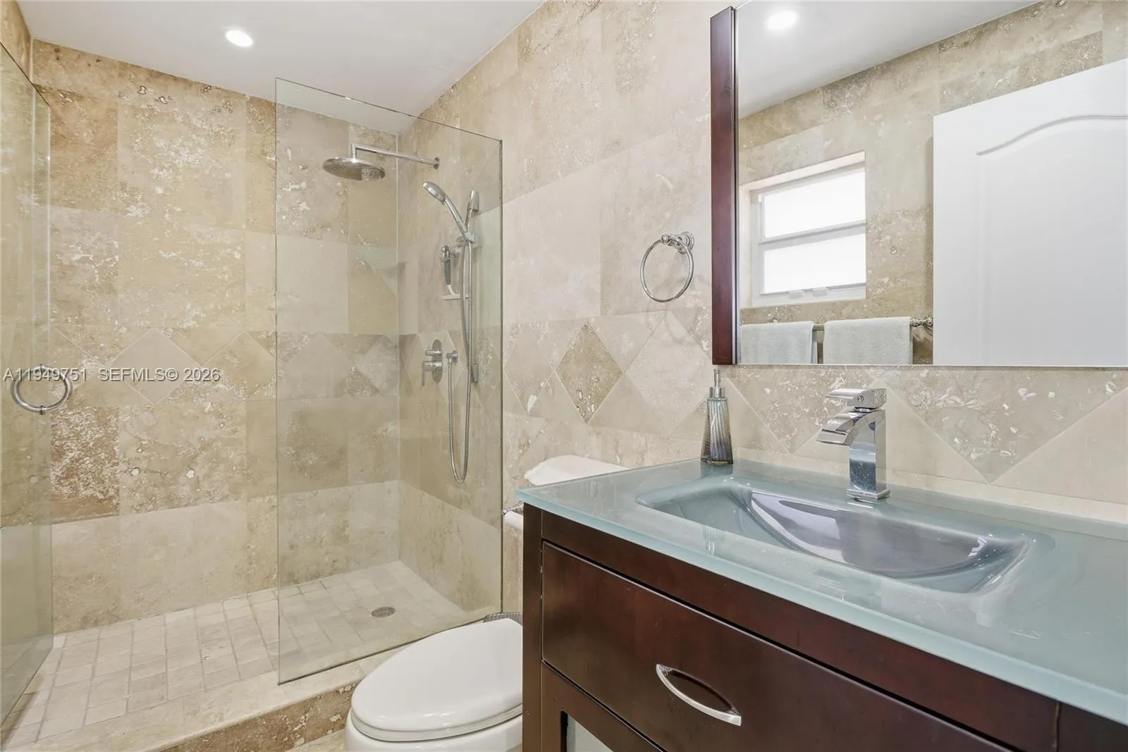 7935 Nw 162nd St, Miami Lakes, Florida 33016, Miami Lakes, Florida 33016, 4 Bedrooms Bedrooms, ,4 BathroomsBathrooms,Residential,For Sale,7935 Nw 162nd St, Miami Lakes, Florida 33016,A11949751