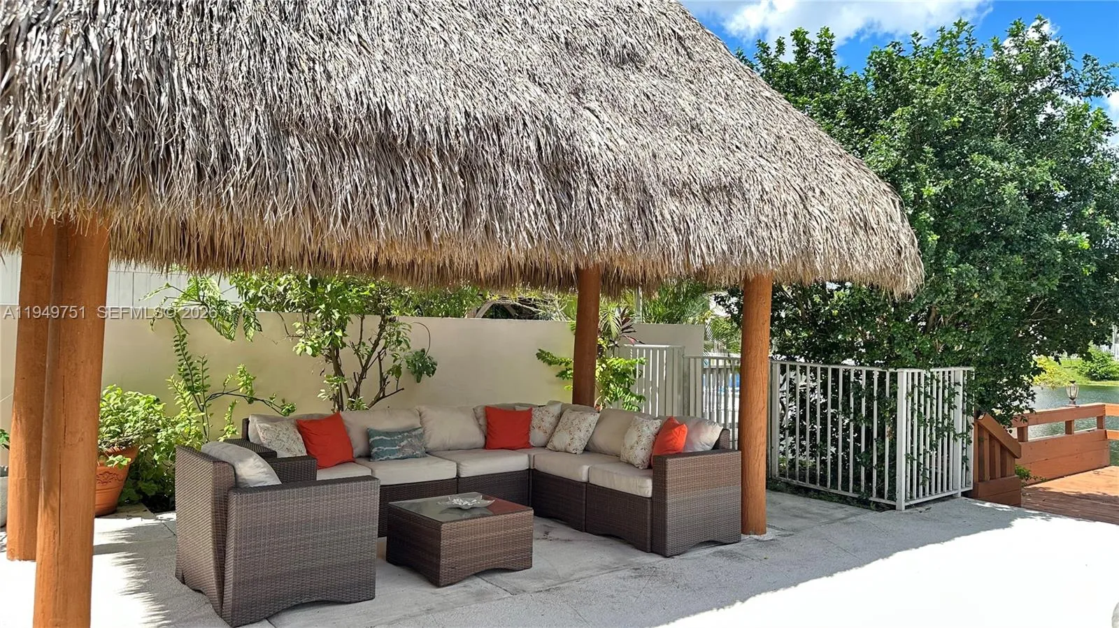 7935 Nw 162nd St, Miami Lakes, Florida 33016, Miami Lakes, Florida 33016, 4 Bedrooms Bedrooms, ,4 BathroomsBathrooms,Residential,For Sale,7935 Nw 162nd St, Miami Lakes, Florida 33016,A11949751