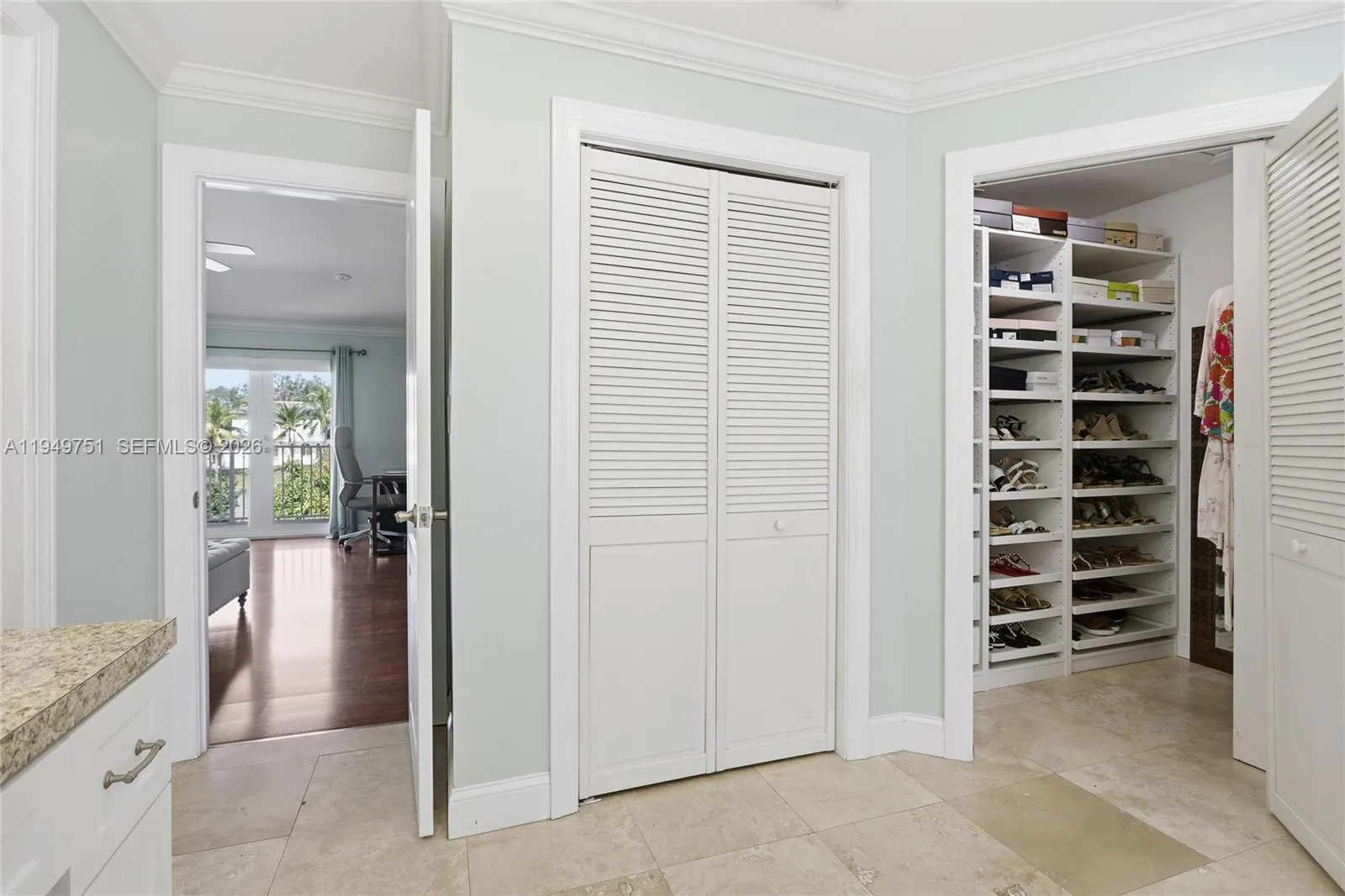 primary walk in closet