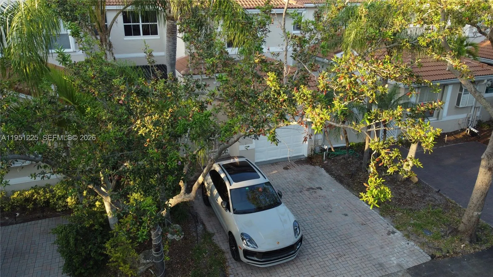 1085 River Birch St, Hollywood, Florida 33019, Hollywood, Florida 33019, 2 Bedrooms Bedrooms, ,2 BathroomsBathrooms,Residential,For Sale,1085 River Birch St, Hollywood, Florida 33019,A11951225