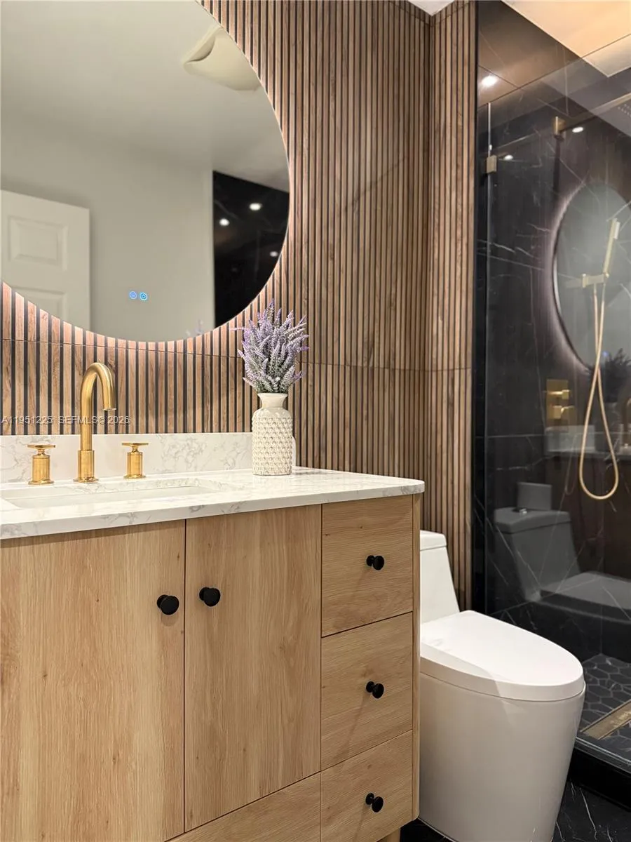 1085 River Birch St, Hollywood, Florida 33019, Hollywood, Florida 33019, 2 Bedrooms Bedrooms, ,2 BathroomsBathrooms,Residential,For Sale,1085 River Birch St, Hollywood, Florida 33019,A11951225