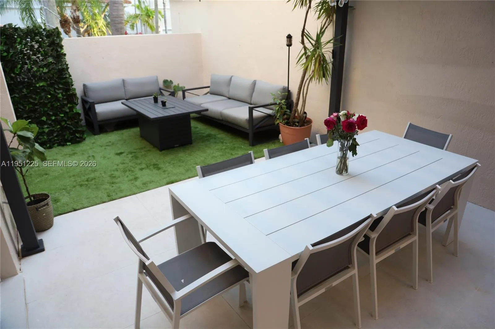 1085 River Birch St, Hollywood, Florida 33019, Hollywood, Florida 33019, 2 Bedrooms Bedrooms, ,2 BathroomsBathrooms,Residential,For Sale,1085 River Birch St, Hollywood, Florida 33019,A11951225