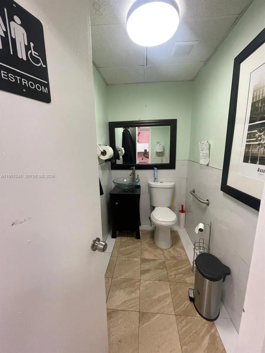 627 S State Road 7, Hollywood, Florida 33023, Hollywood, Florida 33023, ,Business Opportunity,For Sale,627 S State Road 7, Hollywood, Florida 33023,A11951248