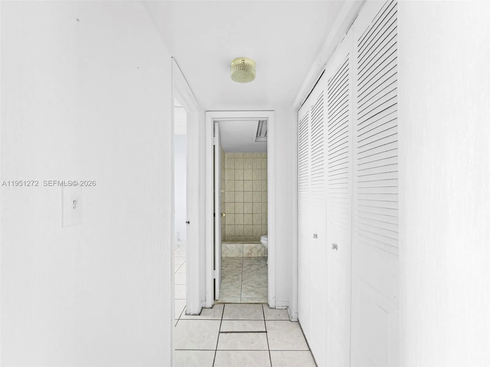 6005 Del Lago Cir 305, Sunrise, Florida 33313, Sunrise, Florida 33313, 2 Bedrooms Bedrooms, ,2 BathroomsBathrooms,Residential,For Sale,6005 Del Lago Cir 305, Sunrise, Florida 33313,A11951272