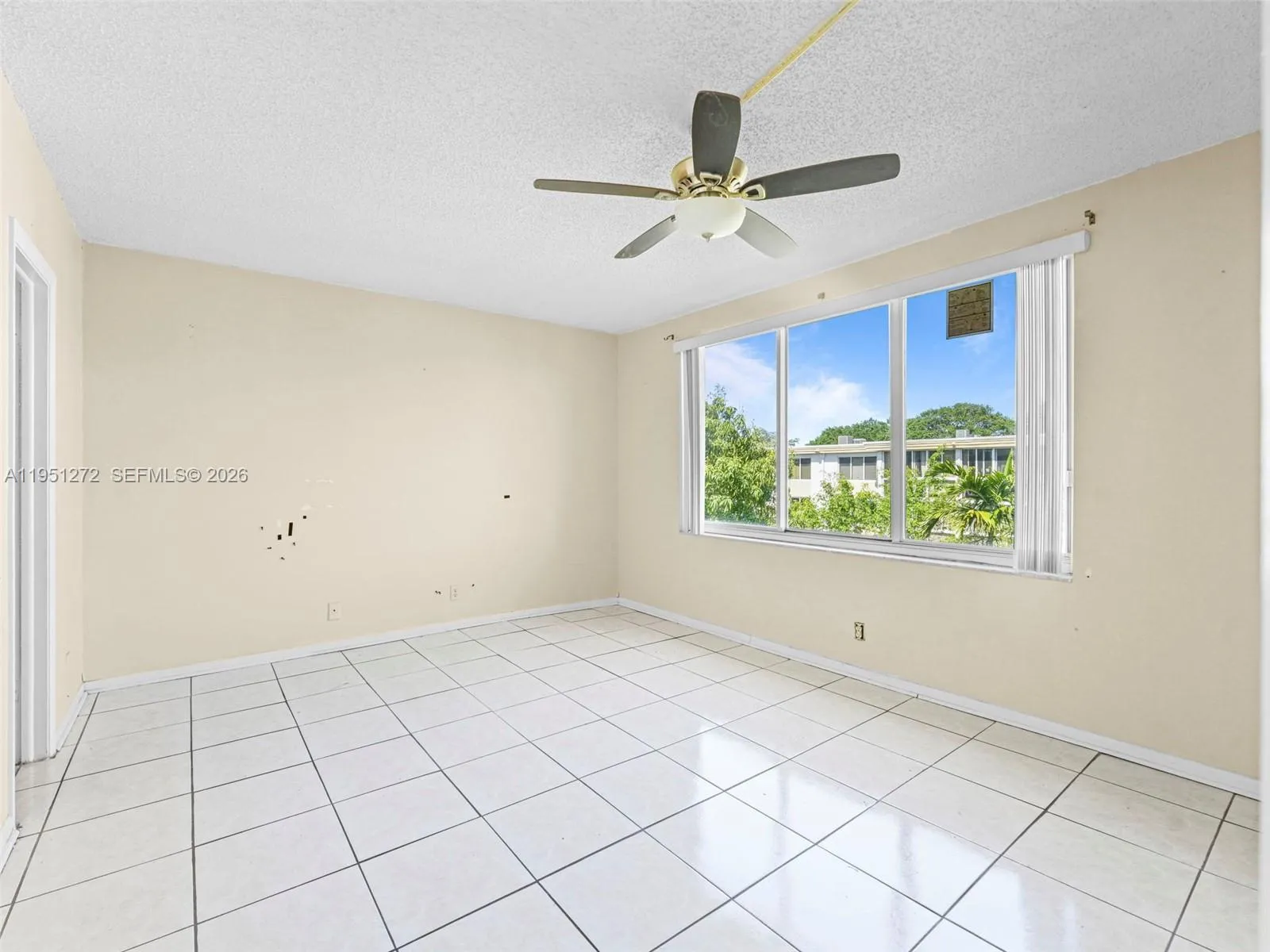 6005 Del Lago Cir 305, Sunrise, Florida 33313, Sunrise, Florida 33313, 2 Bedrooms Bedrooms, ,2 BathroomsBathrooms,Residential,For Sale,6005 Del Lago Cir 305, Sunrise, Florida 33313,A11951272