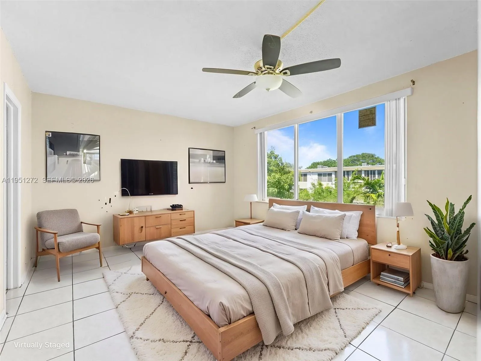 6005 Del Lago Cir 305, Sunrise, Florida 33313, Sunrise, Florida 33313, 2 Bedrooms Bedrooms, ,2 BathroomsBathrooms,Residential,For Sale,6005 Del Lago Cir 305, Sunrise, Florida 33313,A11951272