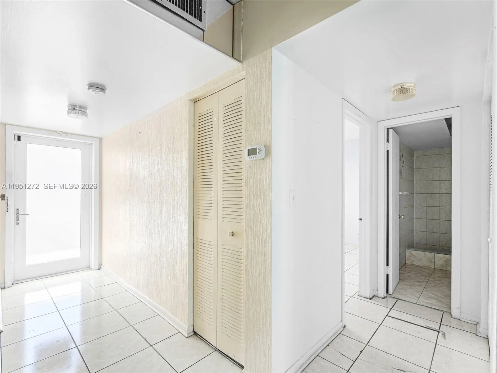6005 Del Lago Cir 305, Sunrise, Florida 33313, Sunrise, Florida 33313, 2 Bedrooms Bedrooms, ,2 BathroomsBathrooms,Residential,For Sale,6005 Del Lago Cir 305, Sunrise, Florida 33313,A11951272