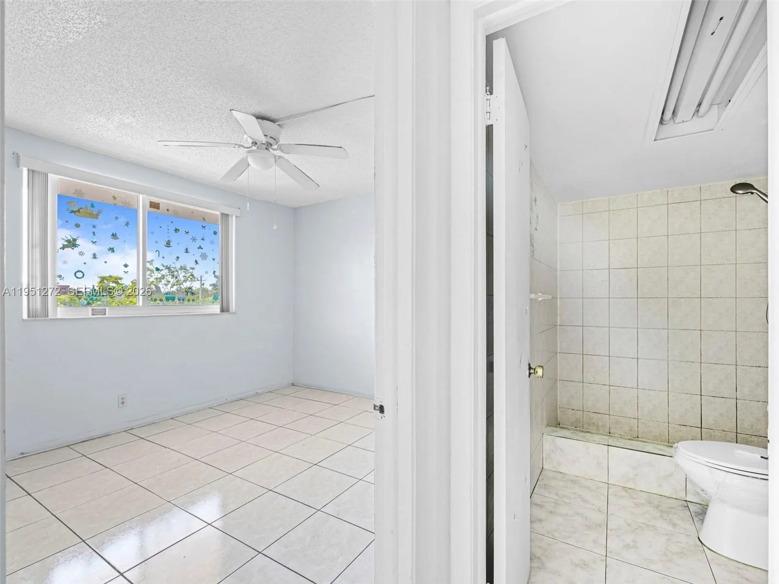 6005 Del Lago Cir 305, Sunrise, Florida 33313, Sunrise, Florida 33313, 2 Bedrooms Bedrooms, ,2 BathroomsBathrooms,Residential,For Sale,6005 Del Lago Cir 305, Sunrise, Florida 33313,A11951272