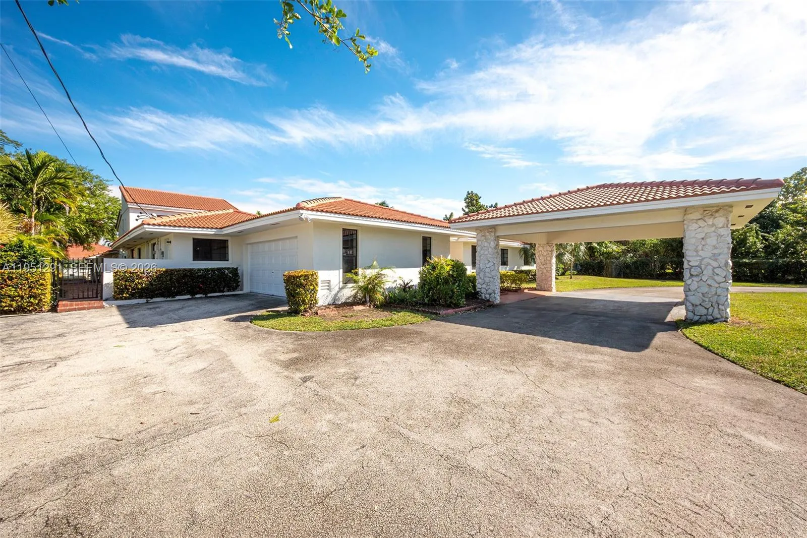 2701 Sw 113th Ave, Miami, Florida 33165, Miami, Florida 33165, 7 Bedrooms Bedrooms, ,4 BathroomsBathrooms,Residential,For Sale,2701 Sw 113th Ave, Miami, Florida 33165,A11951291