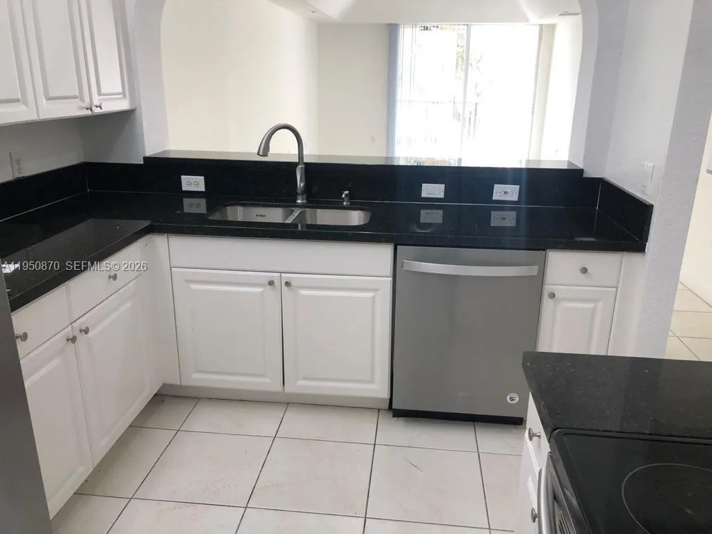 Doral, Florida 33178, 3 Bedrooms Bedrooms, ,2 BathroomsBathrooms,Residential Lease,For Rent,A11950870