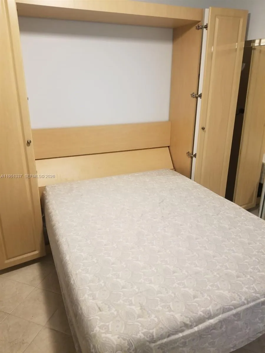 2500 Parkview Dr 2517, Hallandale Beach, Florida 3, Hallandale Beach, Florida 33009, 2 Bedrooms Bedrooms, ,2 BathroomsBathrooms,Residential,For Sale,2500 Parkview Dr 2517, Hallandale Beach, Florida 3,A11951337