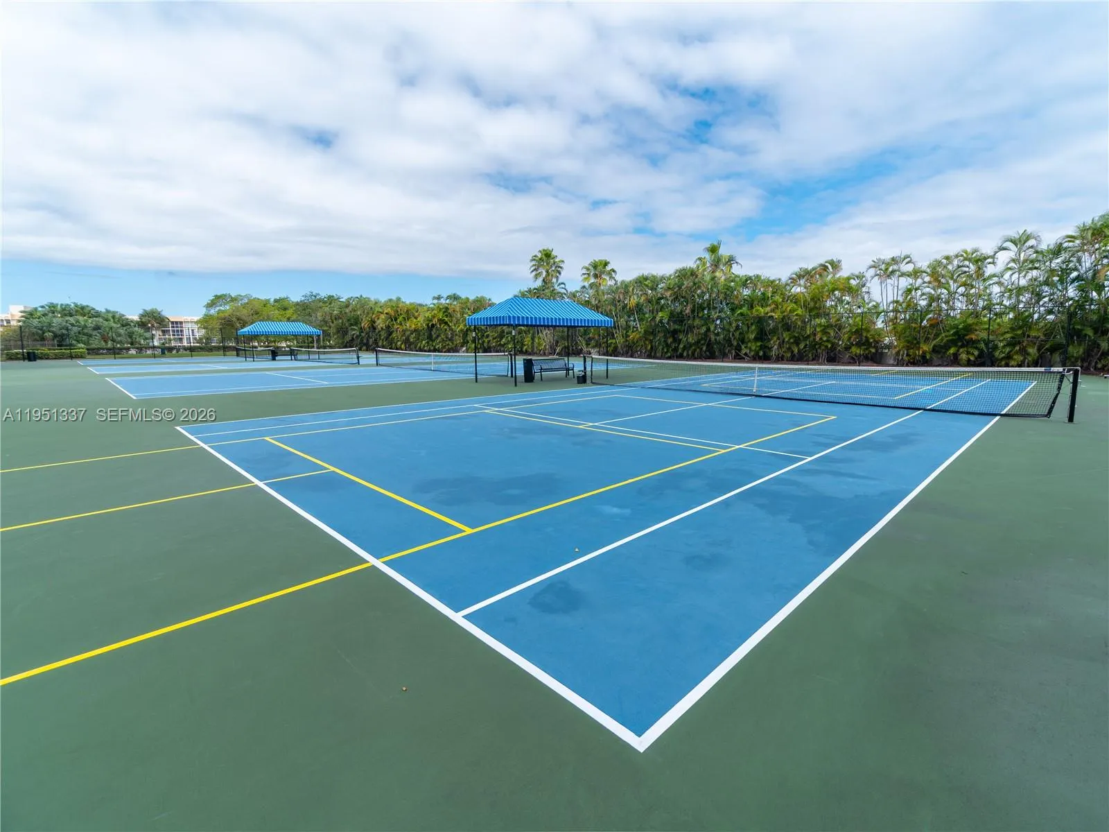 2500 Parkview Dr 2517, Hallandale Beach, Florida 3, Hallandale Beach, Florida 33009, 2 Bedrooms Bedrooms, ,2 BathroomsBathrooms,Residential,For Sale,2500 Parkview Dr 2517, Hallandale Beach, Florida 3,A11951337