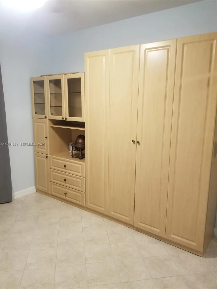 2500 Parkview Dr 2517, Hallandale Beach, Florida 3, Hallandale Beach, Florida 33009, 2 Bedrooms Bedrooms, ,2 BathroomsBathrooms,Residential,For Sale,2500 Parkview Dr 2517, Hallandale Beach, Florida 3,A11951337